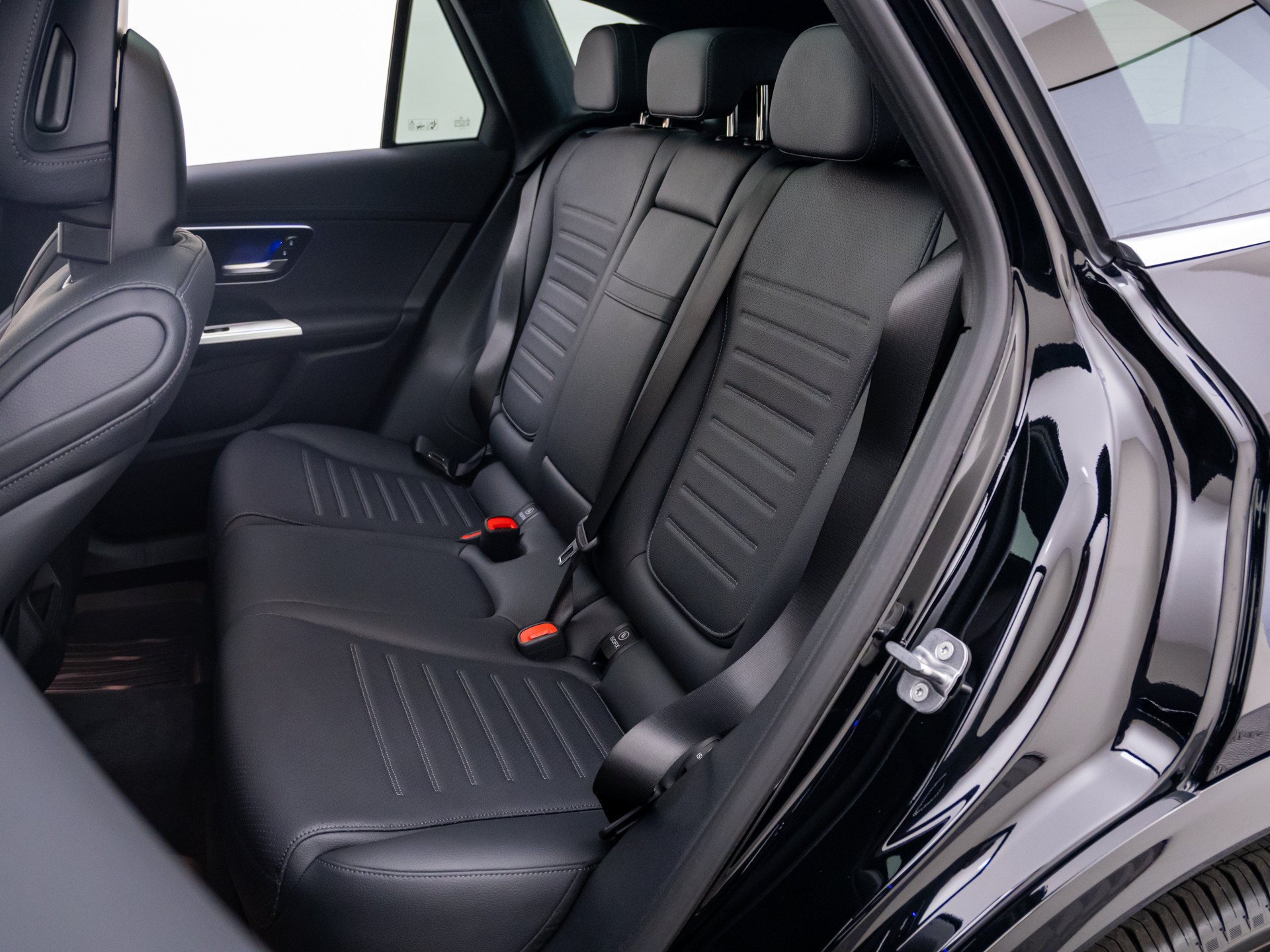New 2026 Black Mercedes-Benz GLC 300 image 66