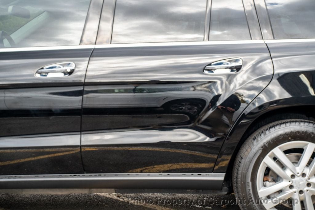 2014 Mercedes Benz GL photo 2