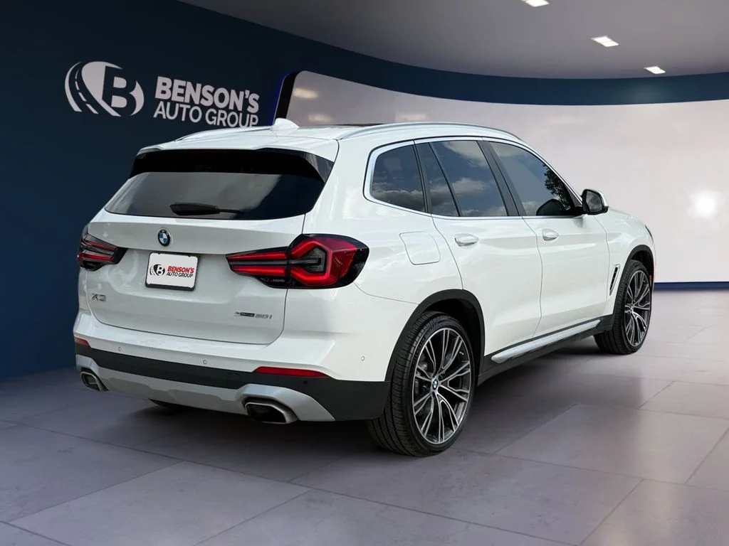 Used 2024 White BMW sDrive30i image 5