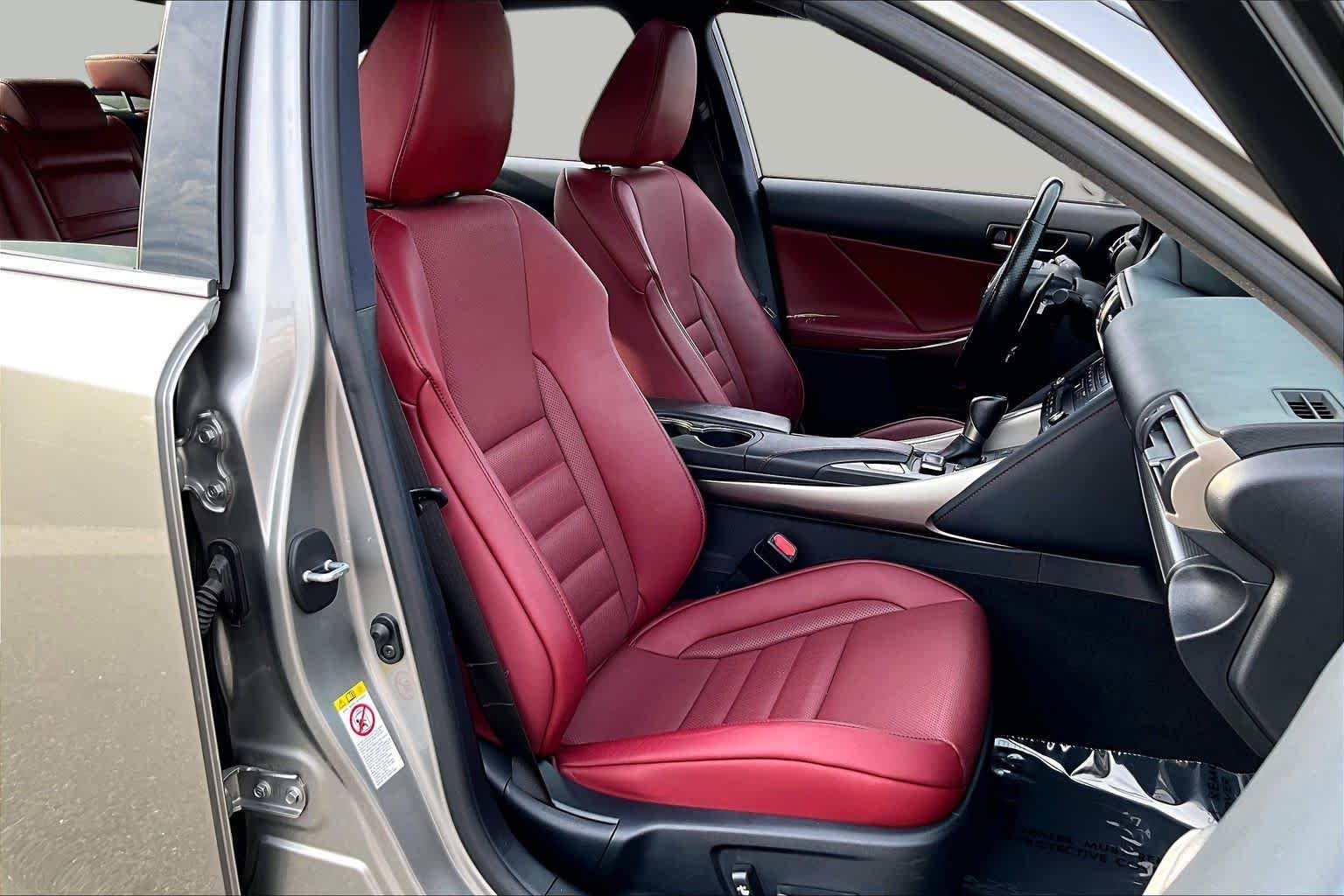 Used 2017 Atomic Silver Lexus  image 9
