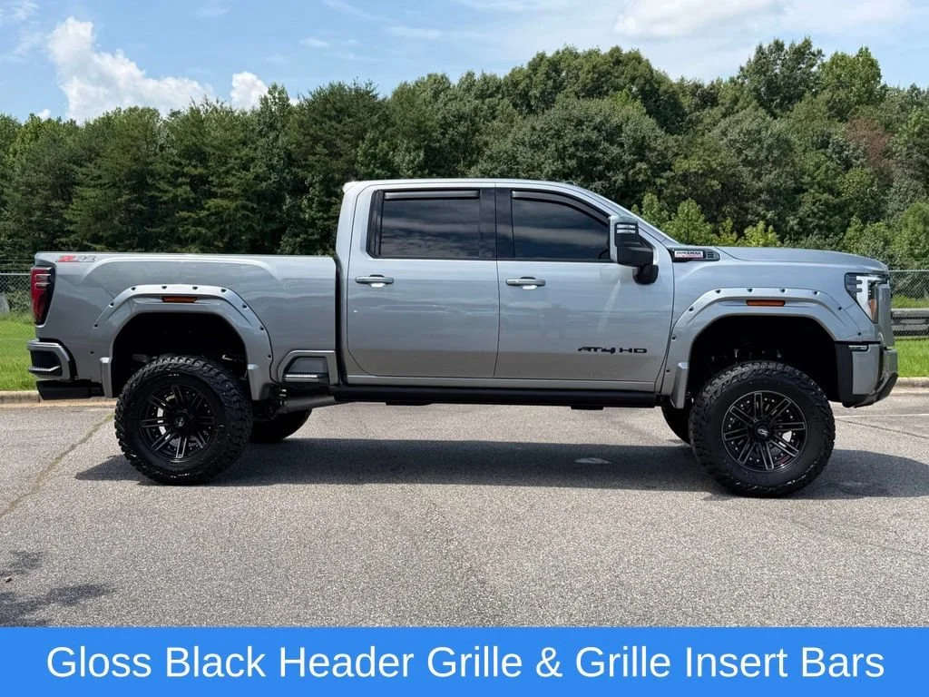 Used 2025 Sterling Metallic GMC AT4 image 38