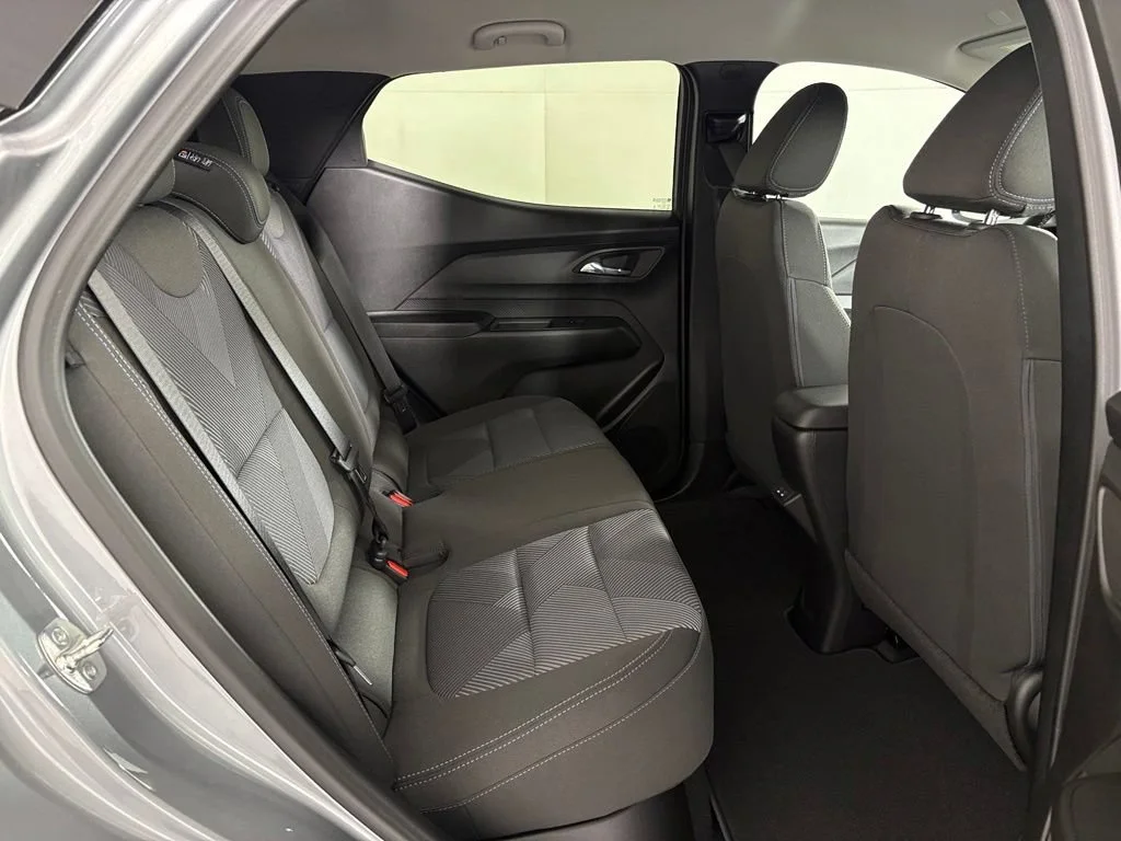 New 2027 Sterling Grey Metallic Chevrolet LT image 42