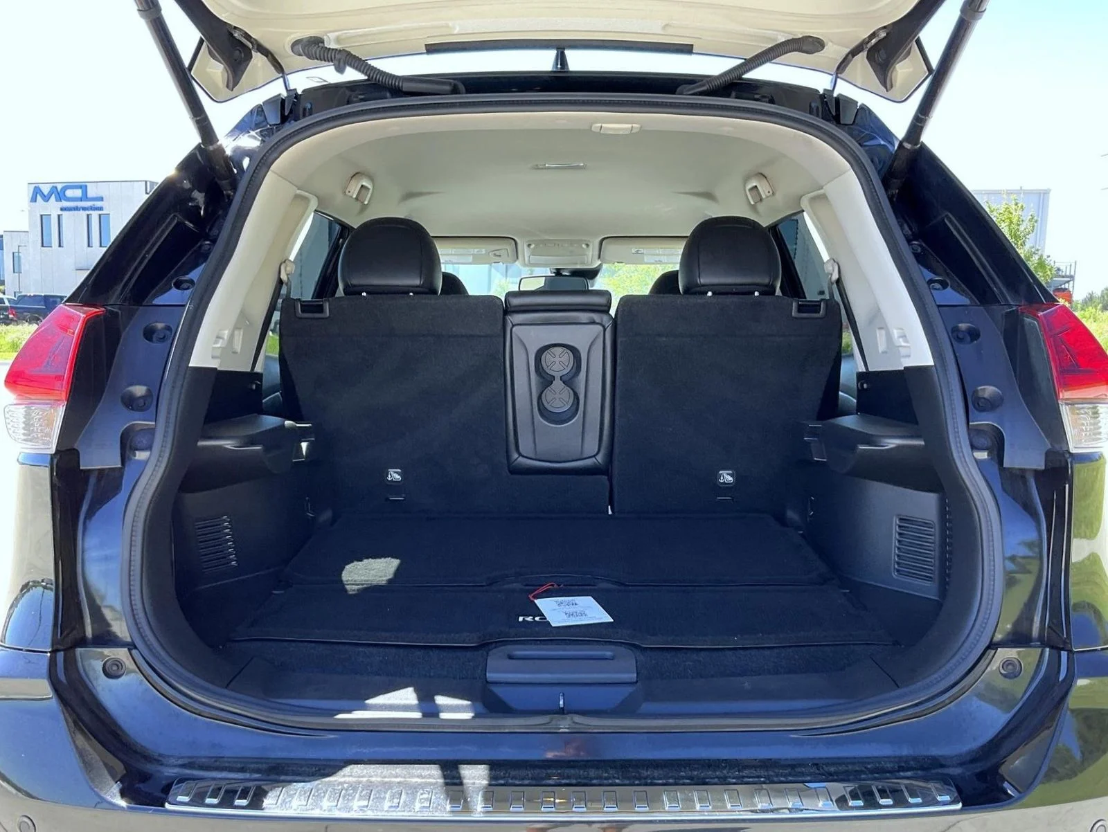Used 2020 Black Nissan SL image 22