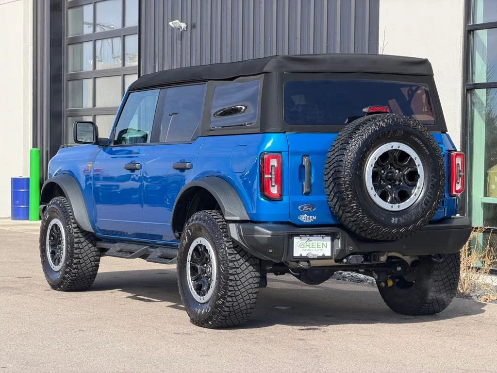 Used 2023 Blue Ford Badlands image 3