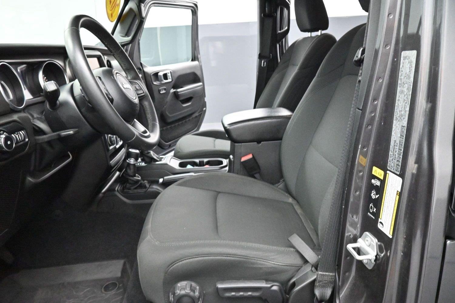 Used 2022 Granite Crystal Metallic Clearcoat Jeep Unlimited Sport S image 13