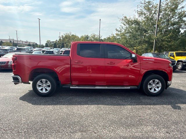 Used 2019 RED HOT Chevrolet LT image 4