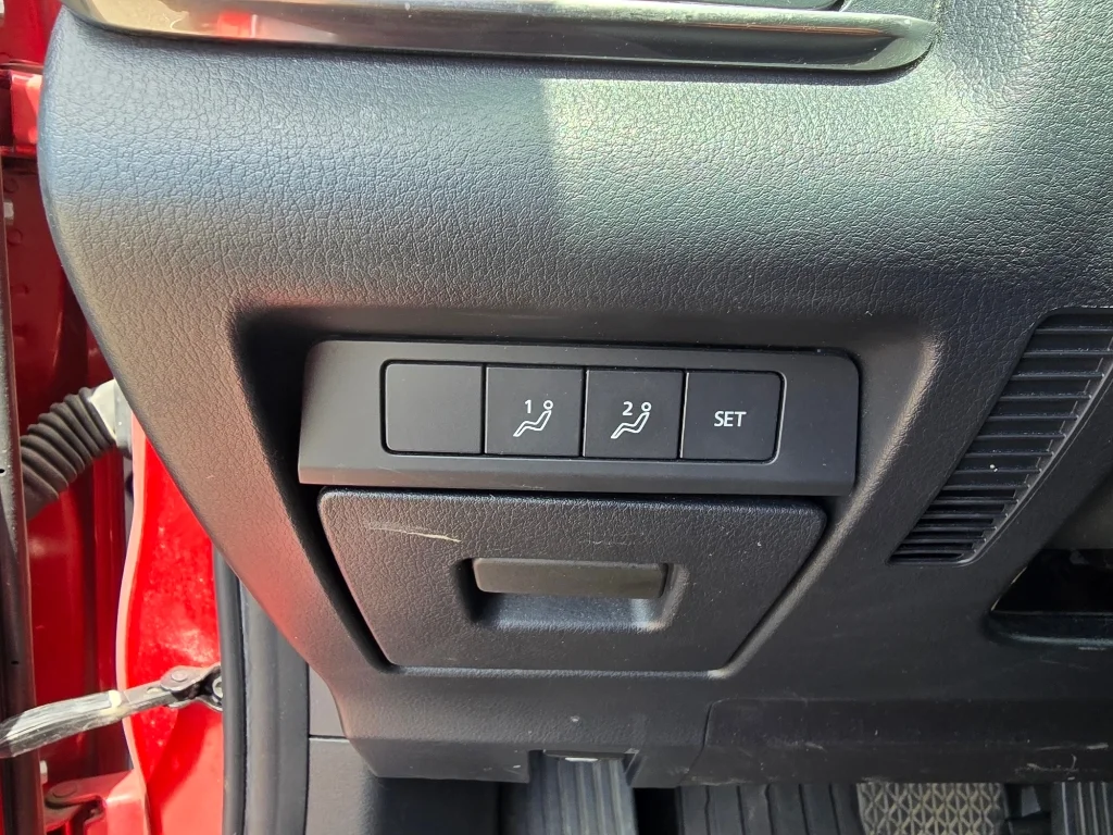Used 2020 Soul Red Crystal Metallic Mazda Preferred Package image 19