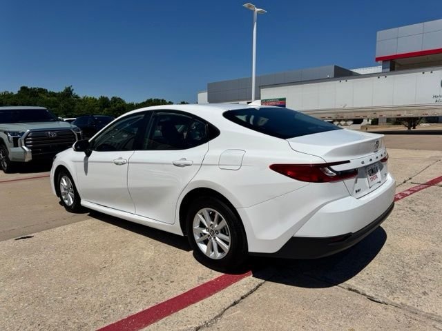 Used 2025 White Toyota LE image 5