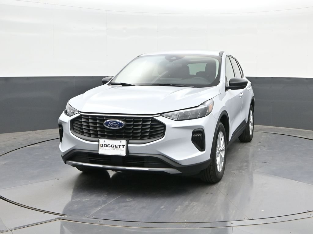Used 2025 Silver Ford Active image 26
