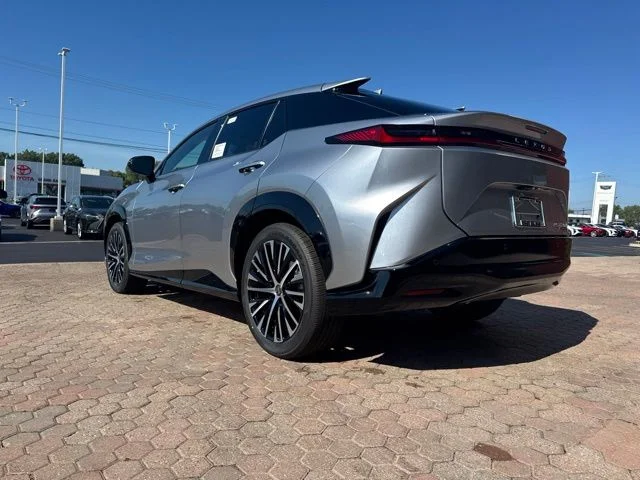 New 2026 Iridium Lexus PREMIUM AWD image 11