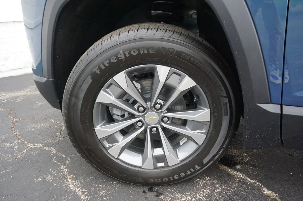 2026 Chevrolet Equinox LT - Photo 28