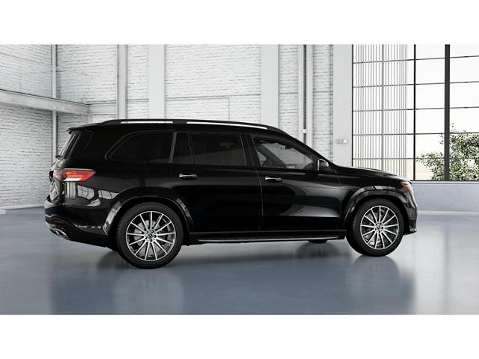 Used 2025 Obsidian Black Metallic Mercedes-Benz 4MATIC® image 17