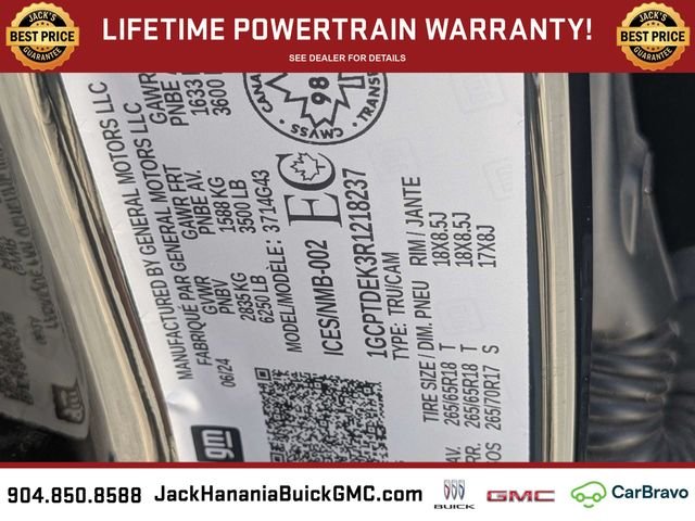 Used 2024 Black Chevrolet Z71 image 19