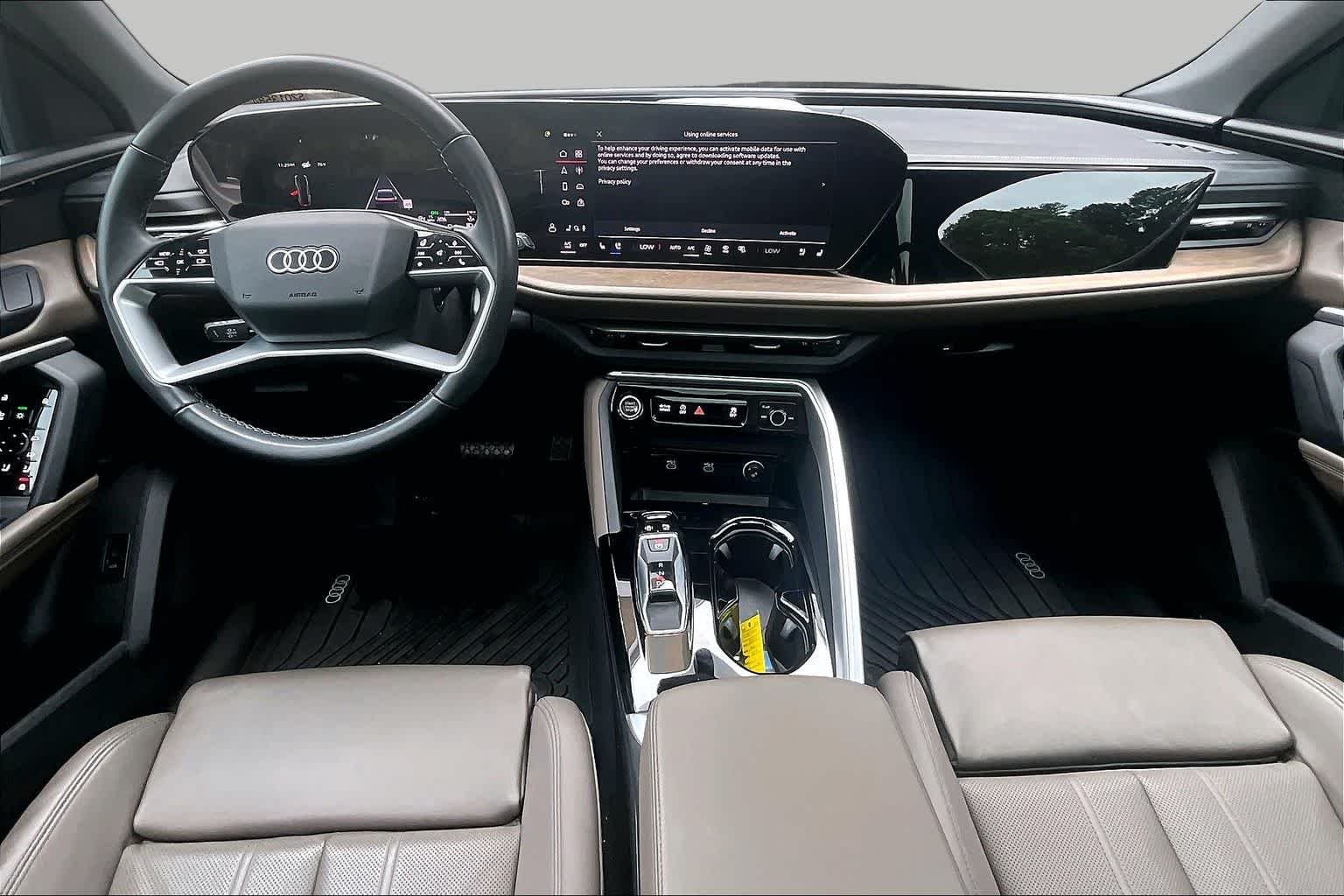 Used 2025 Glacier White Metallic Audi Premium Plus image 27