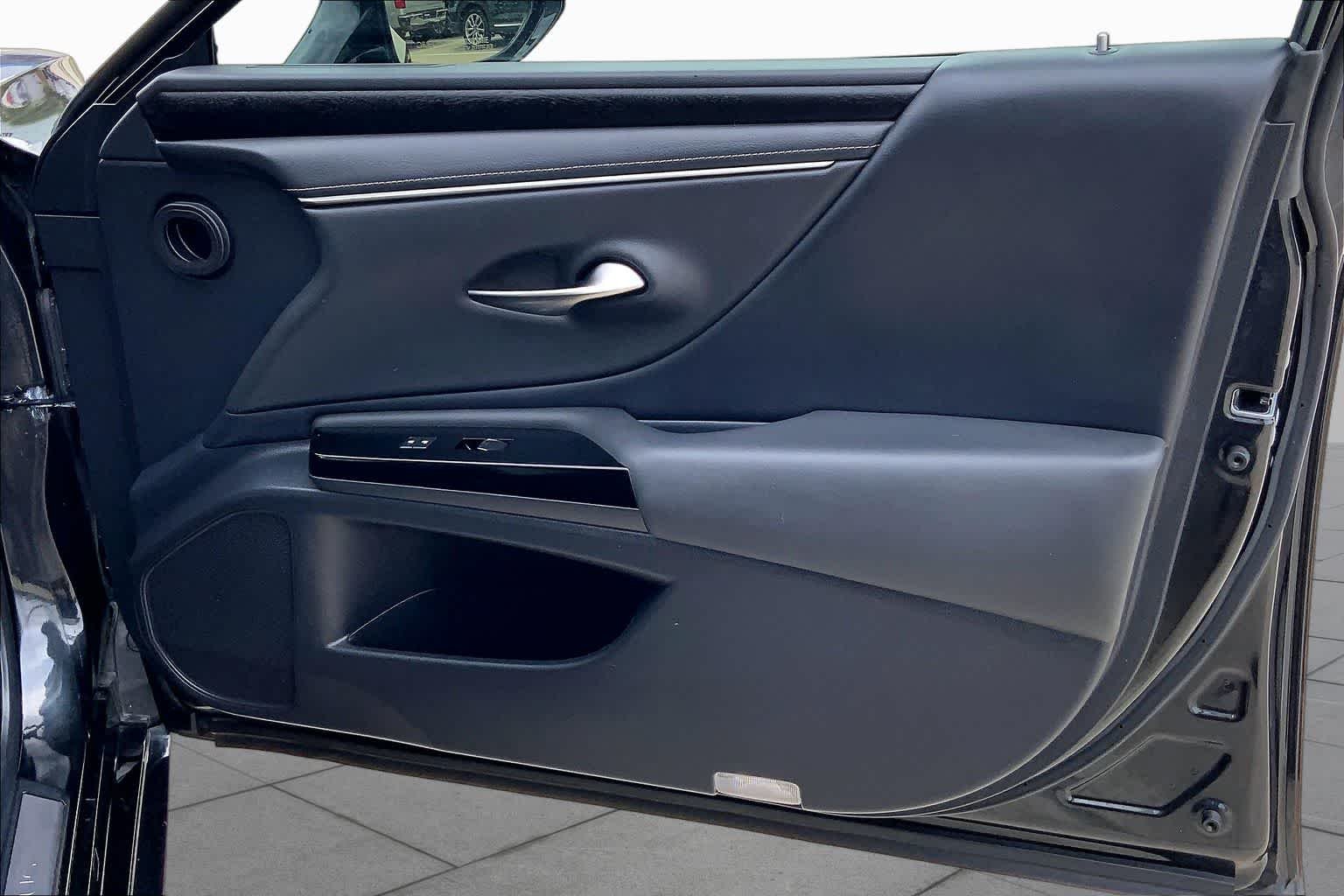 Used 2022 Caviar Lexus  image 23