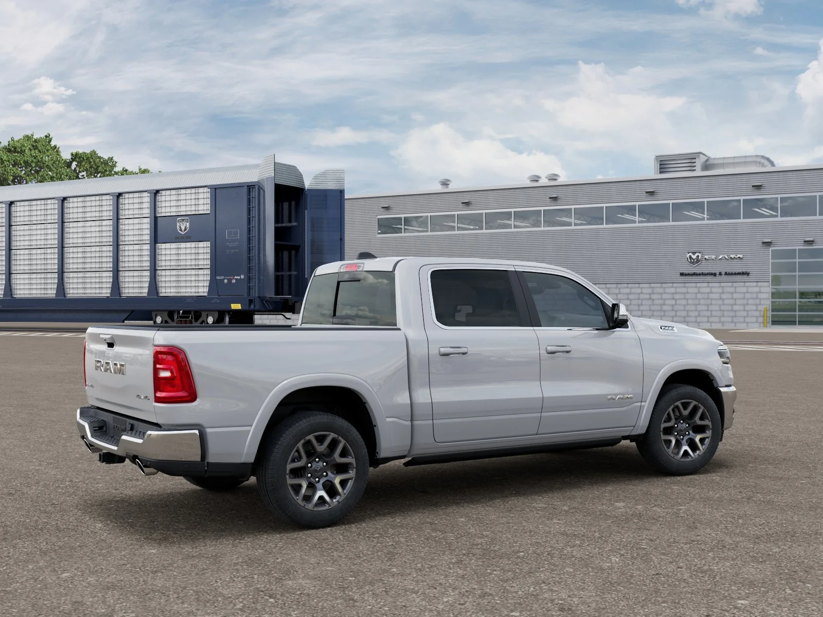 New 2027 Ivory White Tri-Coat Pearl-Coat Exterior Paint RAM Laramie image 2