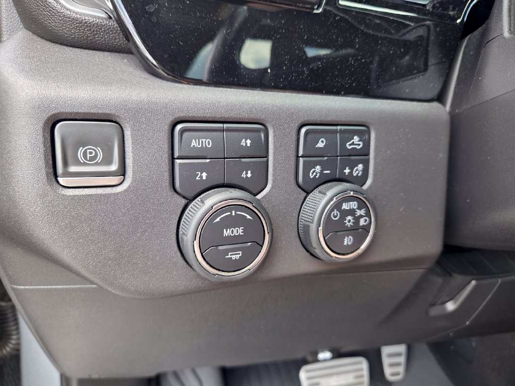Used 2023 Gray Chevrolet RST image 27