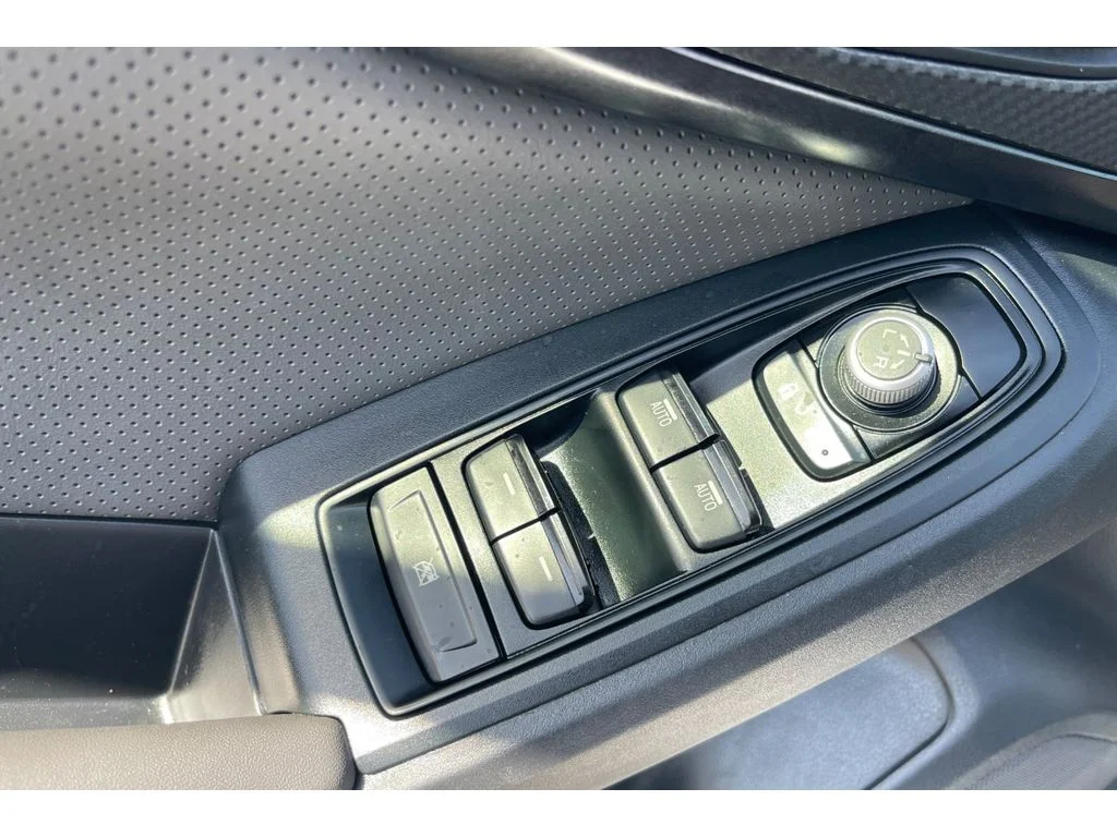 Used 2023 Ice Silver Metallic Subaru Sport image 12