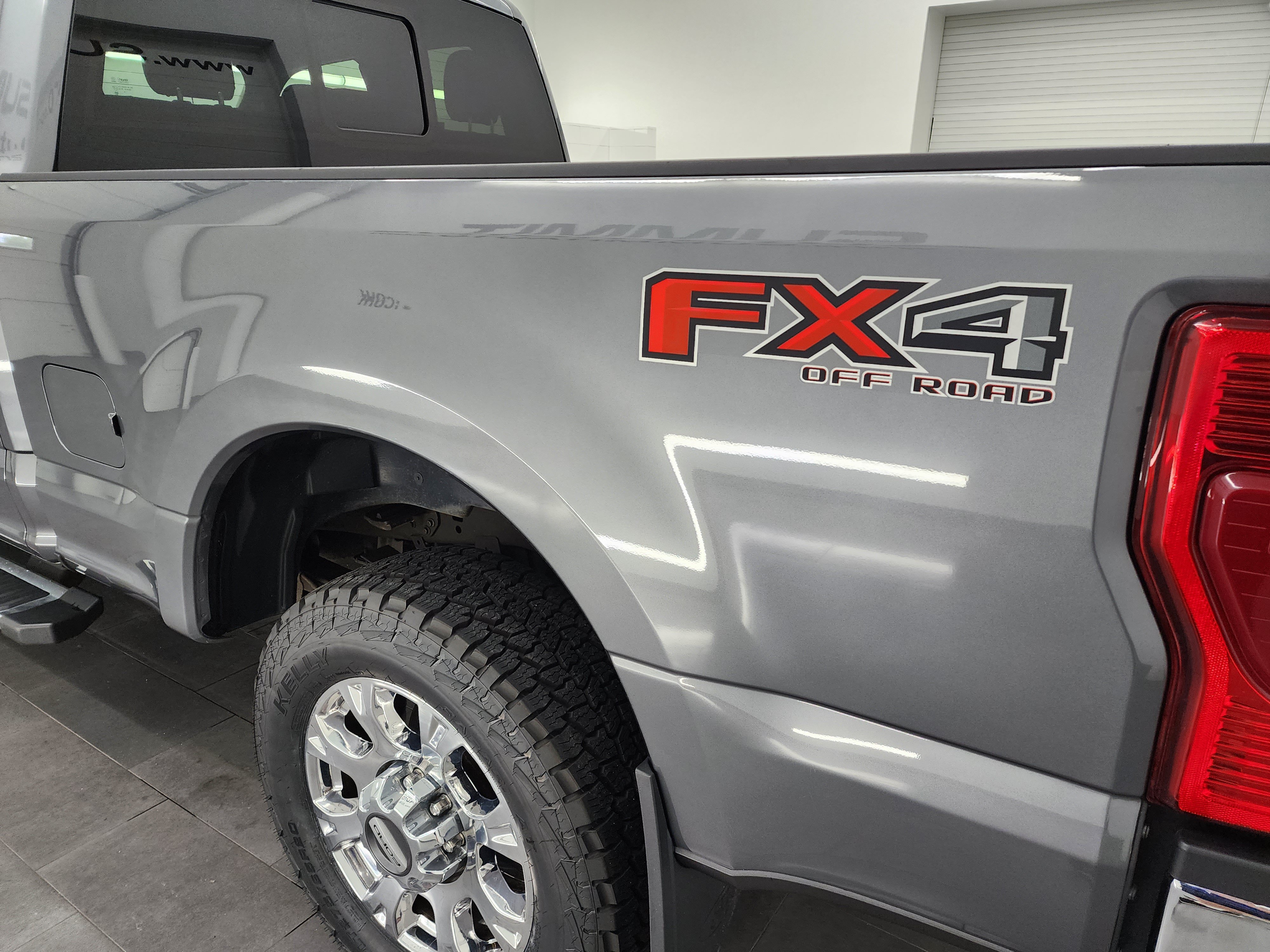 Used 2022 Carbonized Gray Metallic Ford 4x4 SuperCab Lariat w/FX4: SUPERCAB-SHORTBOX-SRW-6.7L DIESEL-NAV-FX4-HEAT/COOL SEATS-NEW TIRES image 34