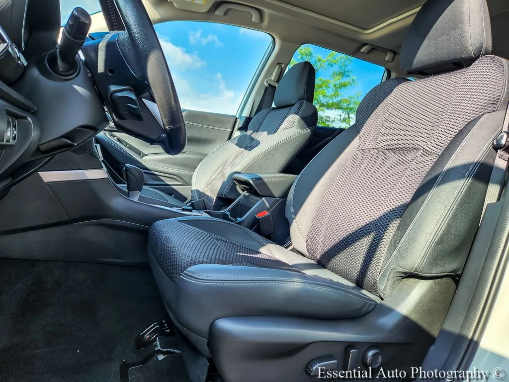 Used 2021 White Subaru Premium image 7
