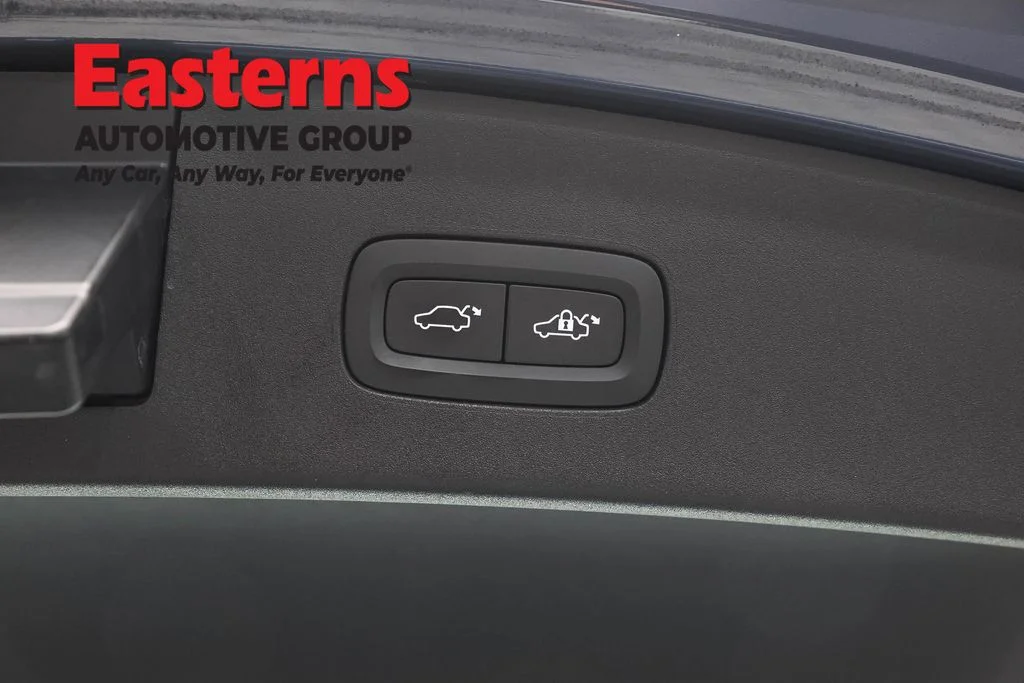 Used 2024 Blue Polestar Long Range Dual Motor image 23