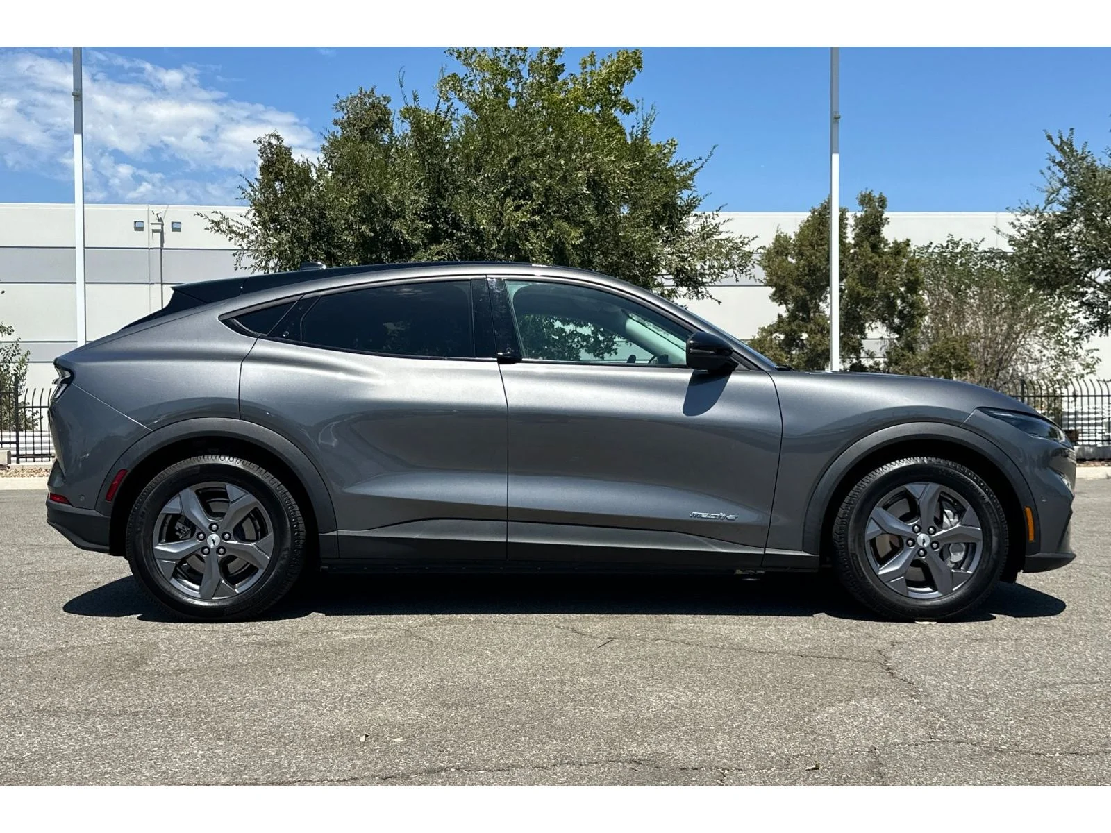Used 2023 Carbonized Gray Metallic Ford Select image 7