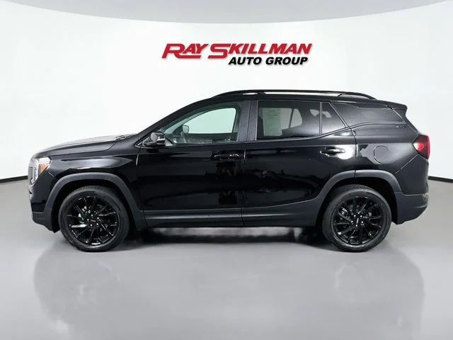 Used 2023 Black GMC SLE image 4