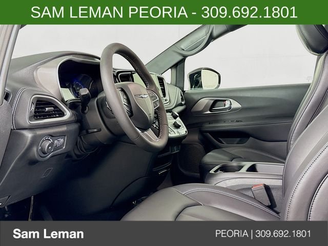2026 Chrysler Pacifica Select - Photo 9