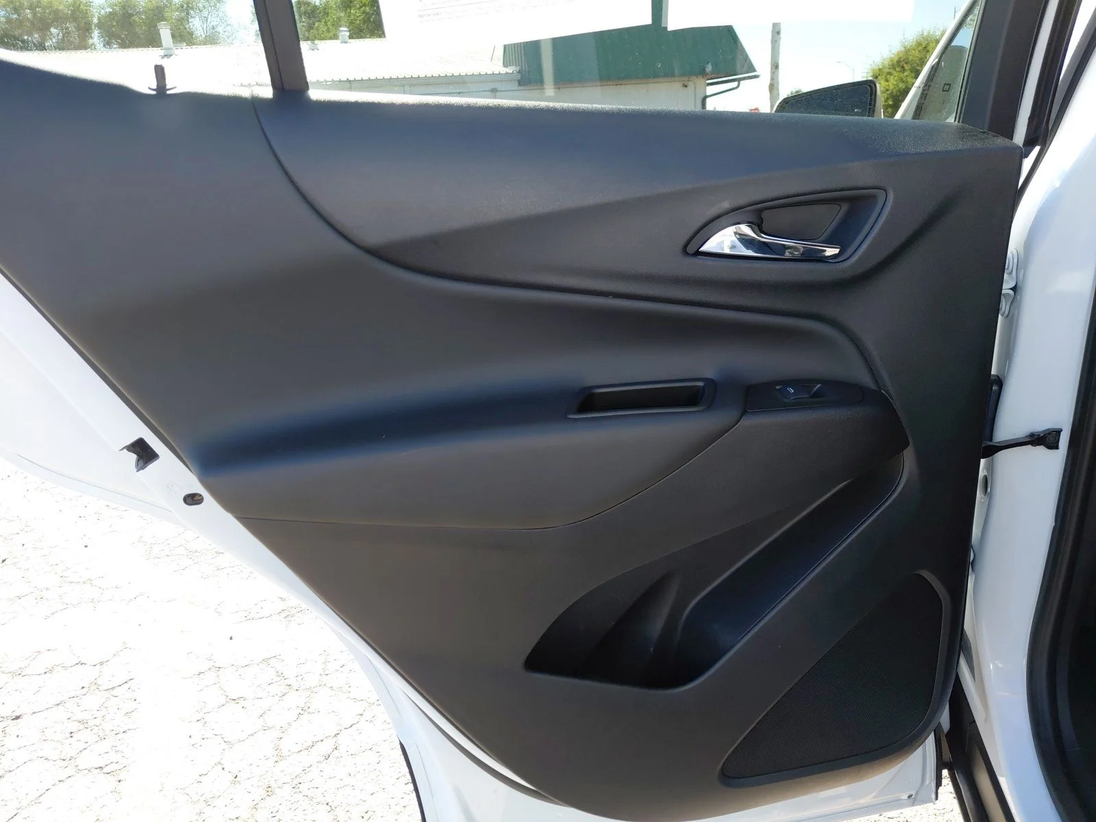 Used 2024 White Chevrolet LT image 21