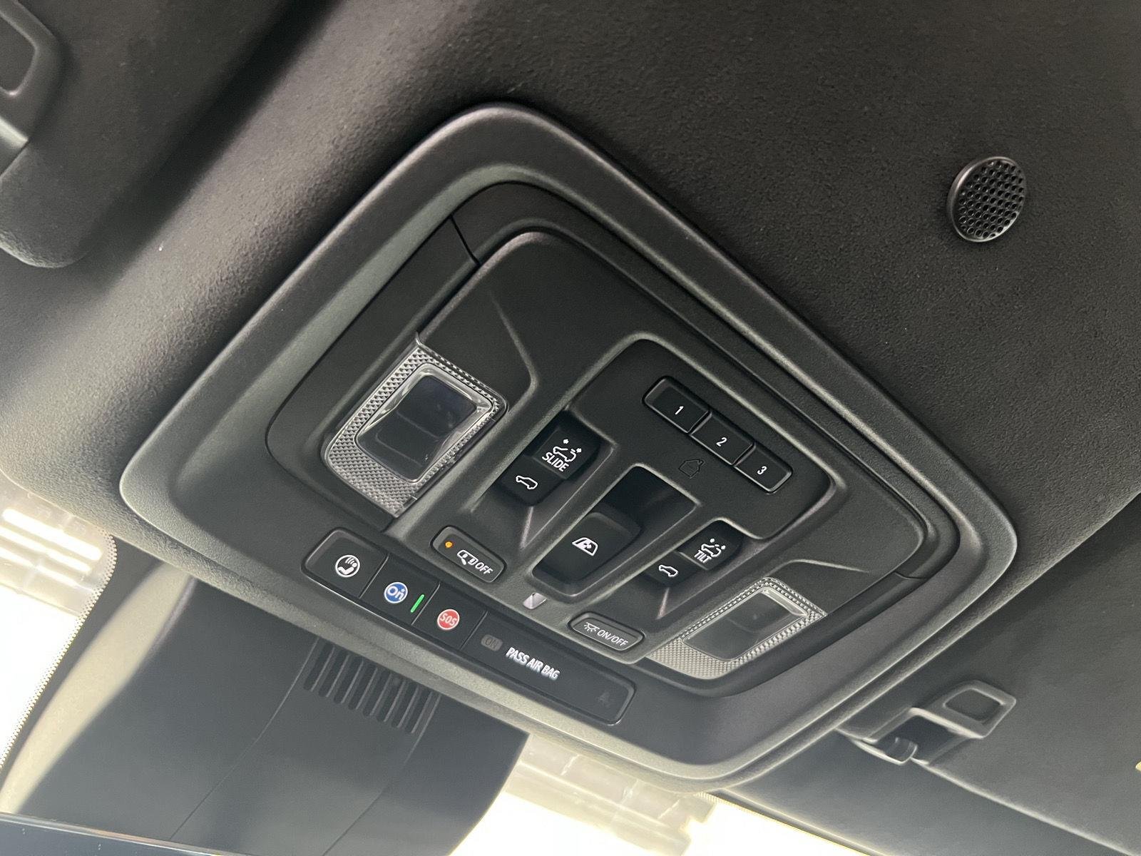 Used 2025 Onyx Black GMC AT4X image 22