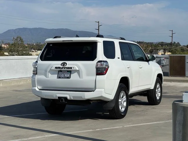 Used 2020 White Toyota SR5 image 43