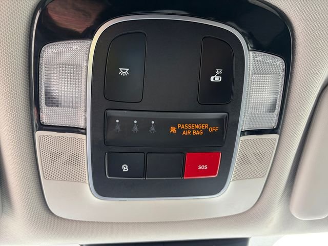 Used 2024 Black Hyundai SEL image 30