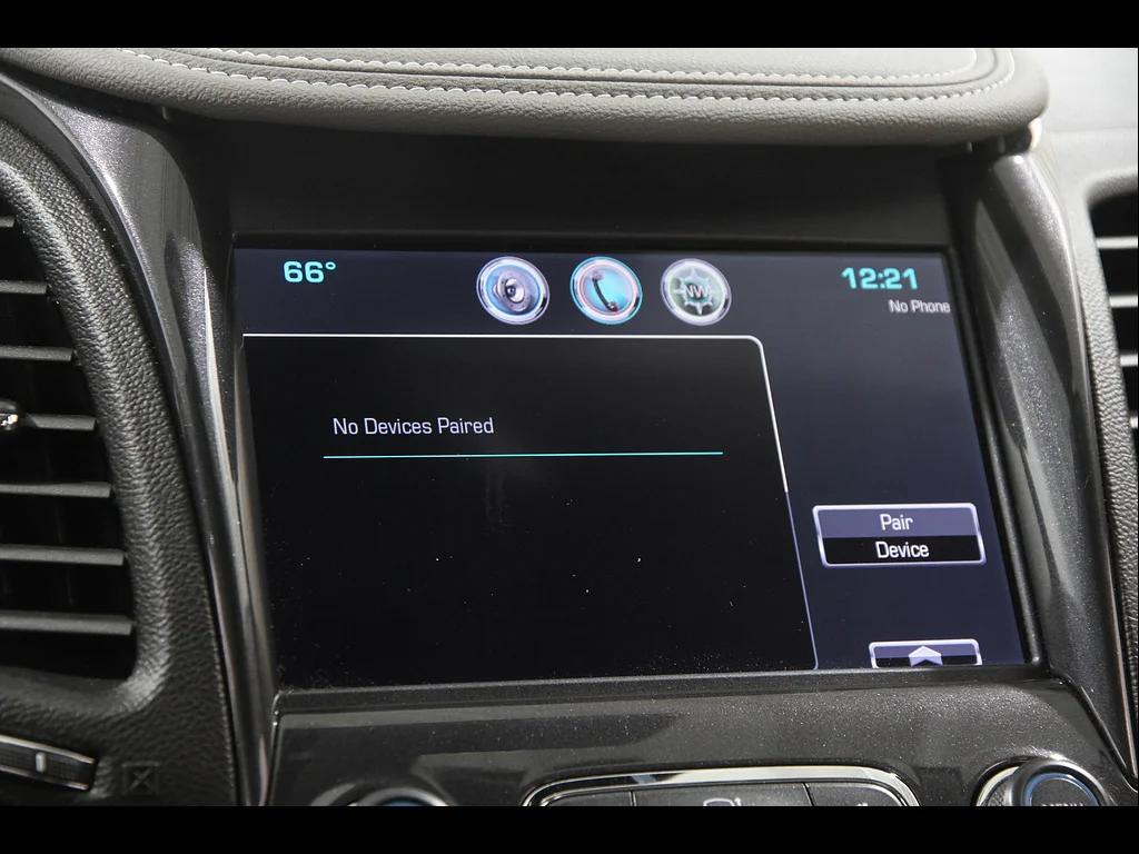 Used 2014 White Diamond Tricoat Chevrolet LTZ image 11
