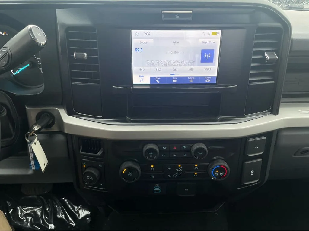 New 2026 Oxford White Ford F-350® XL image 21