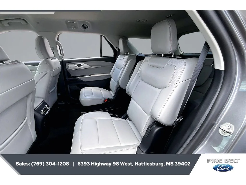 New 2026 Carbonized Gray Metallic Ford Active image 19