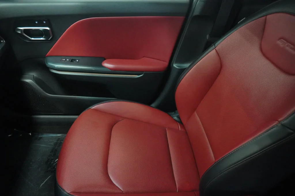 Used 2025 Black Kia GT-Line Turbo image 28