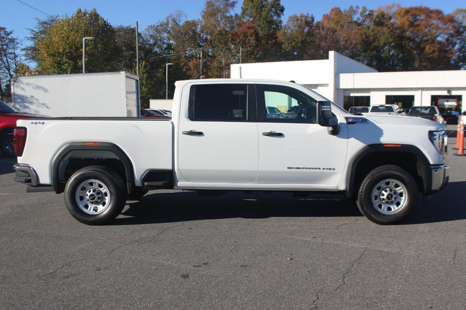 2025 GMC Sierra 2500HD Pro - Photo 8