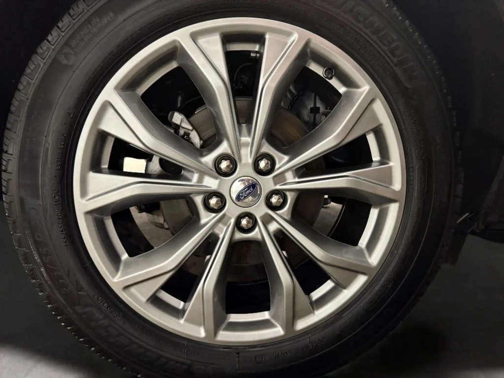 Used 2024 Stone Blue Metallic Ford XLT image 31