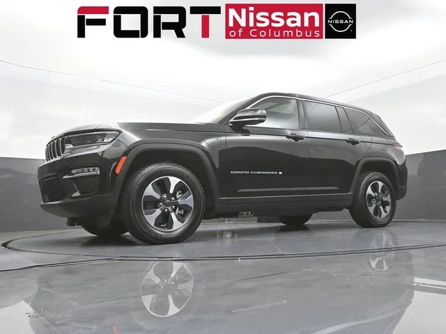 Used 2024 Black Jeep 4xe image 35