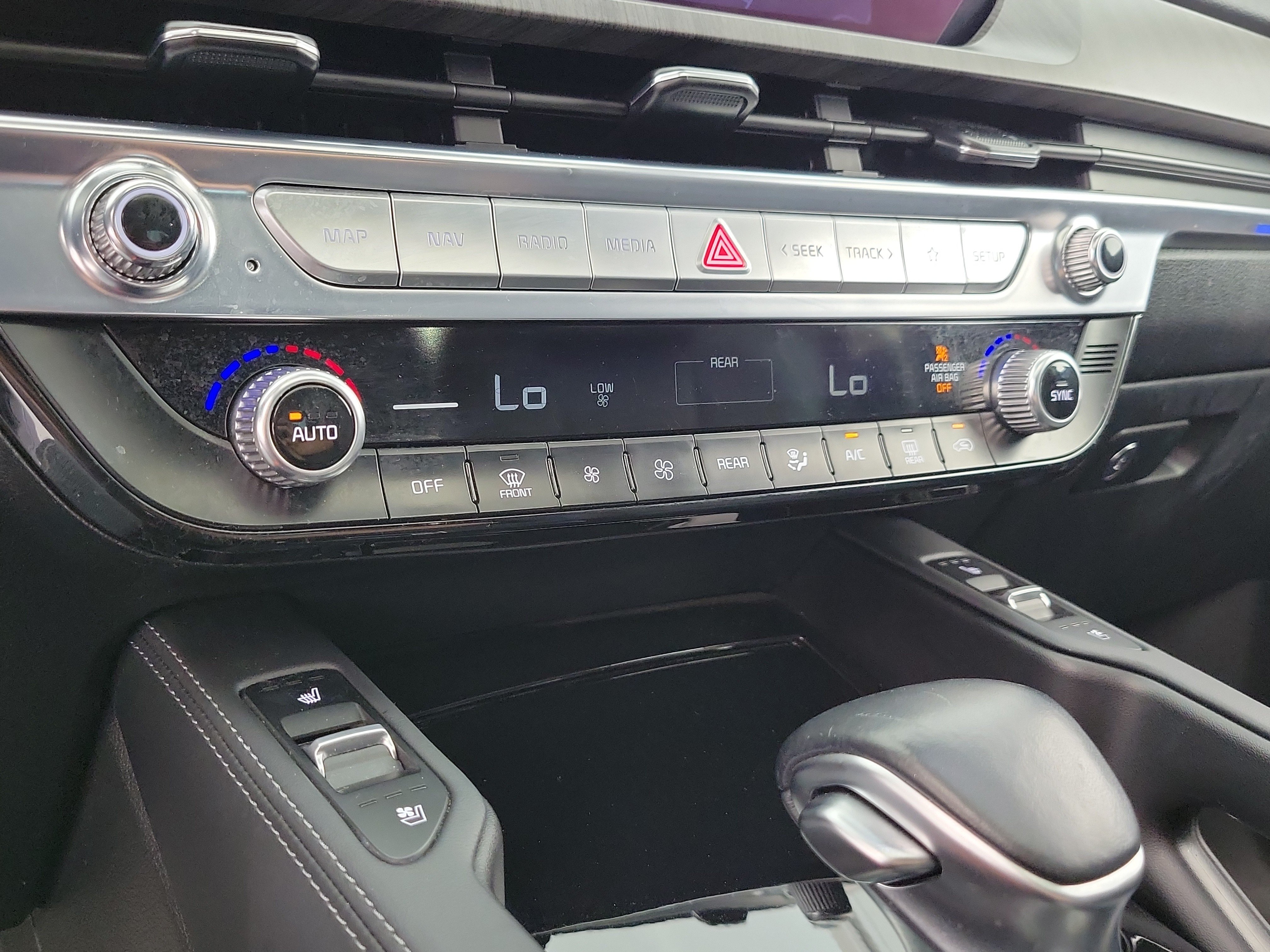 Used 2024 Gravity Gray Kia SX image 31