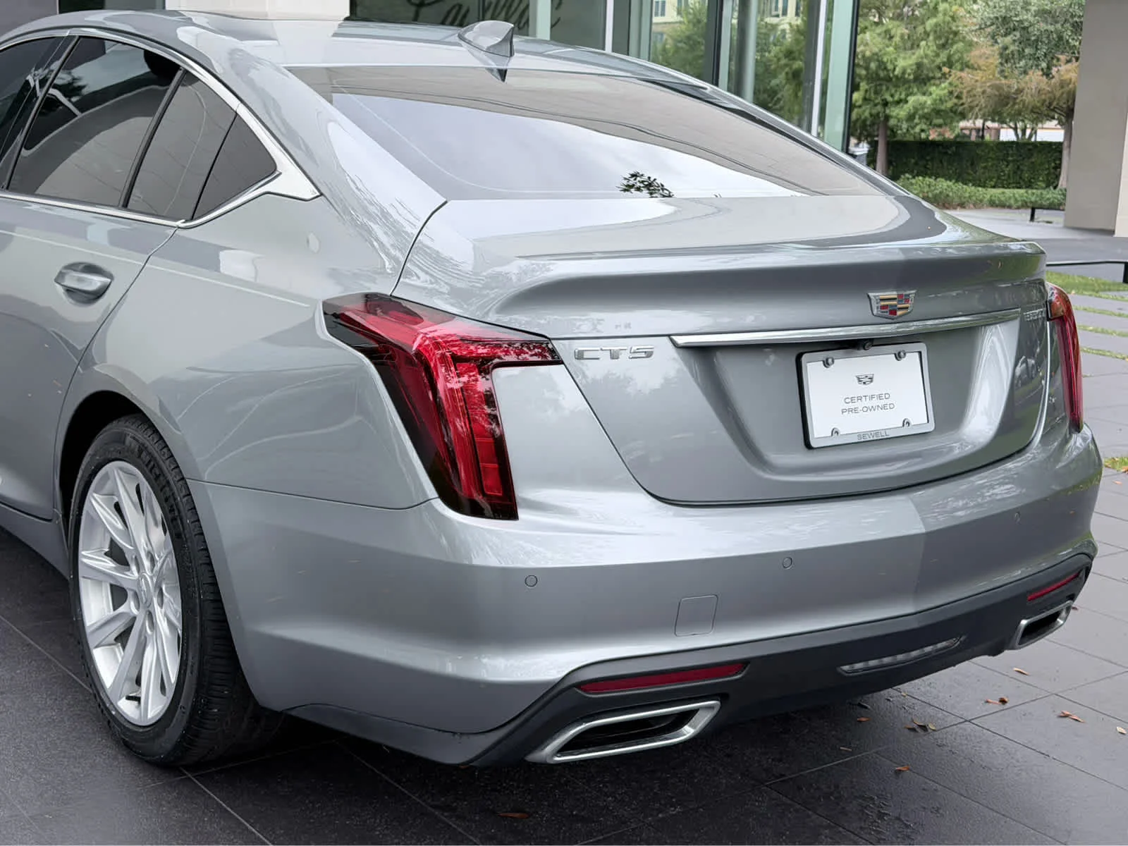 Used 2024 Argent Silver Metallic Cadillac Luxury image 10