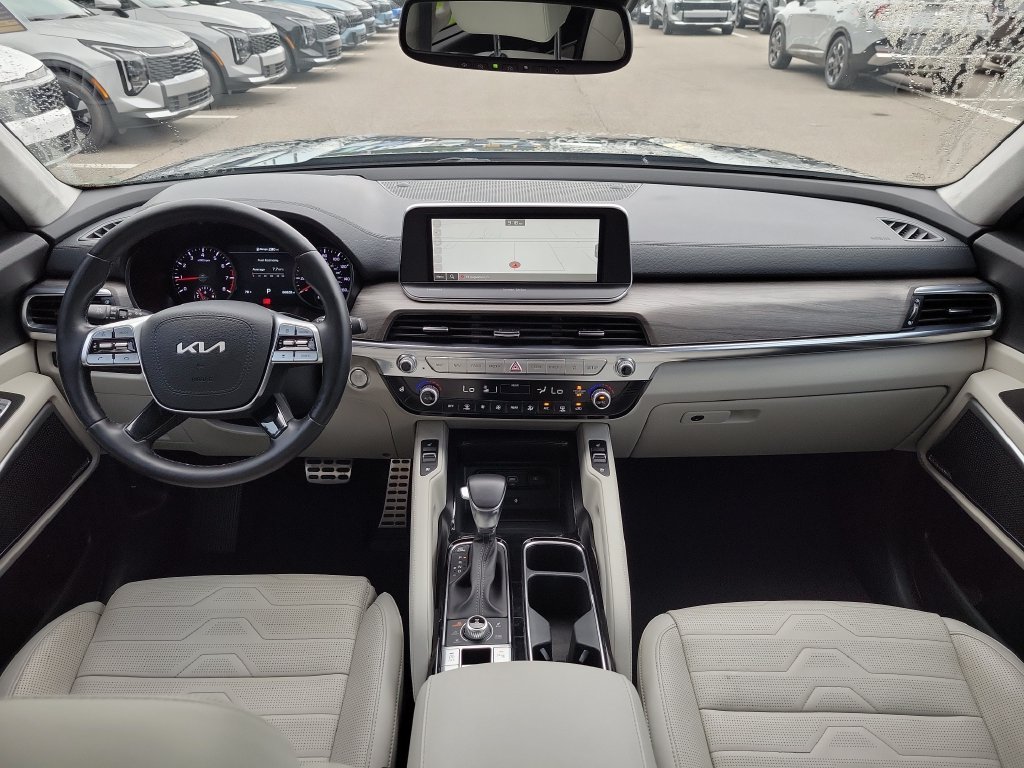 Certified Used 2022 Gravity Gray Kia SX image 19