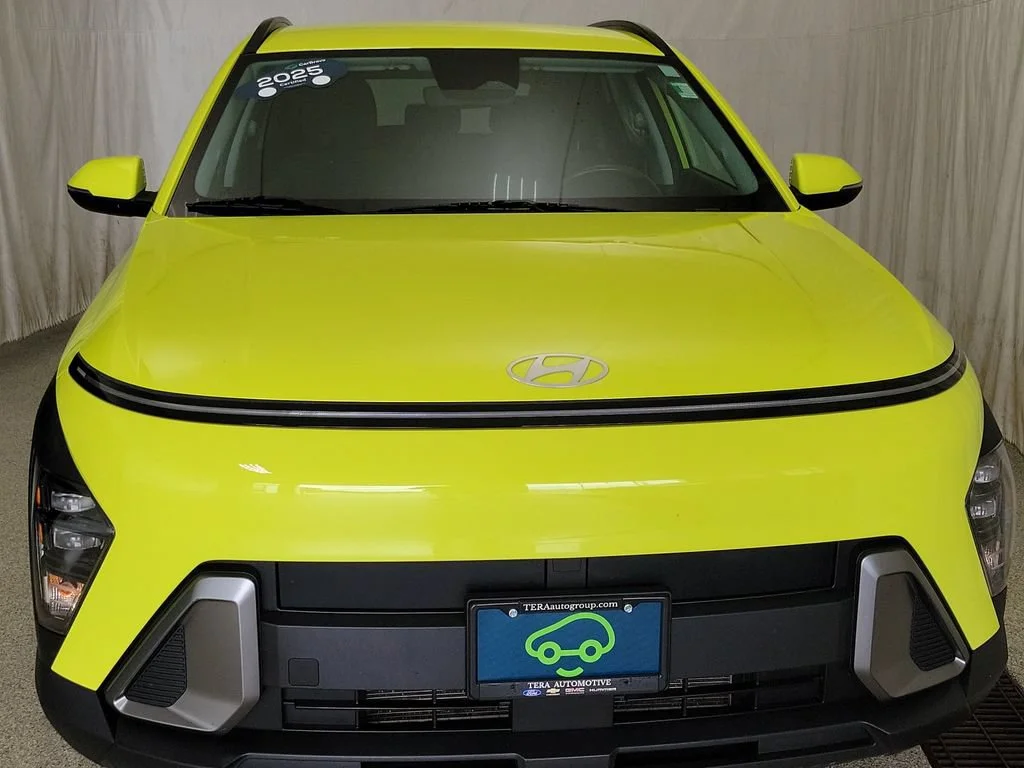 2025 Hyundai Kona SEL - Photo 3