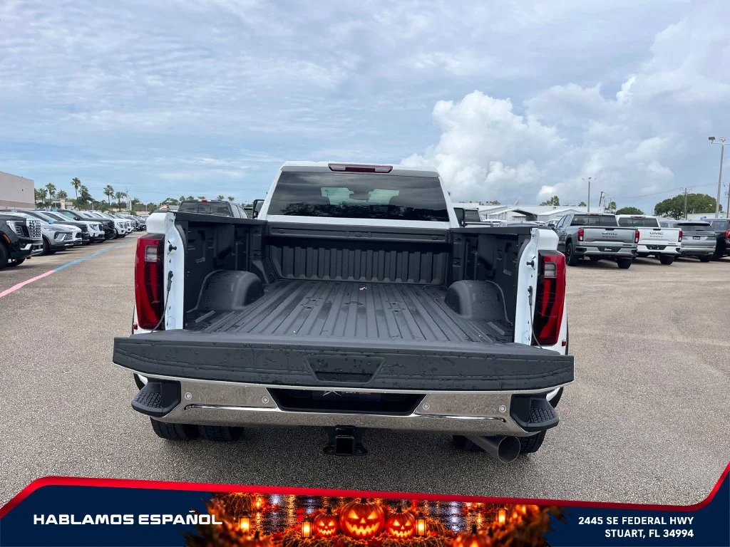 New 2026 Summit White GMC Pro DRW image 16