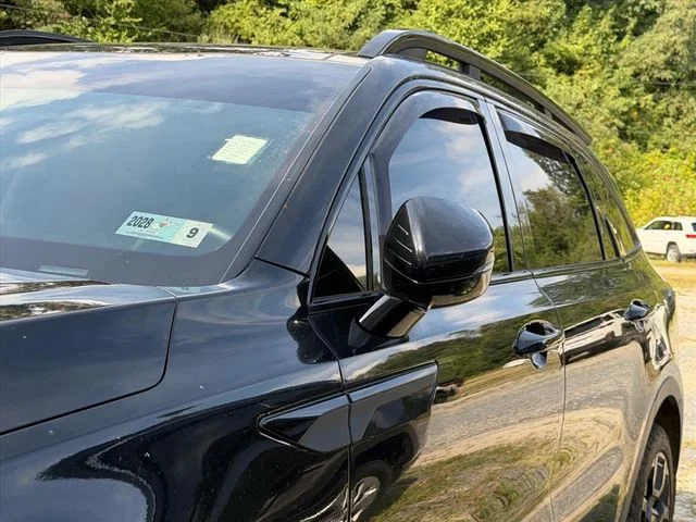 Used 2025 Black Kia X-Line SX image 6