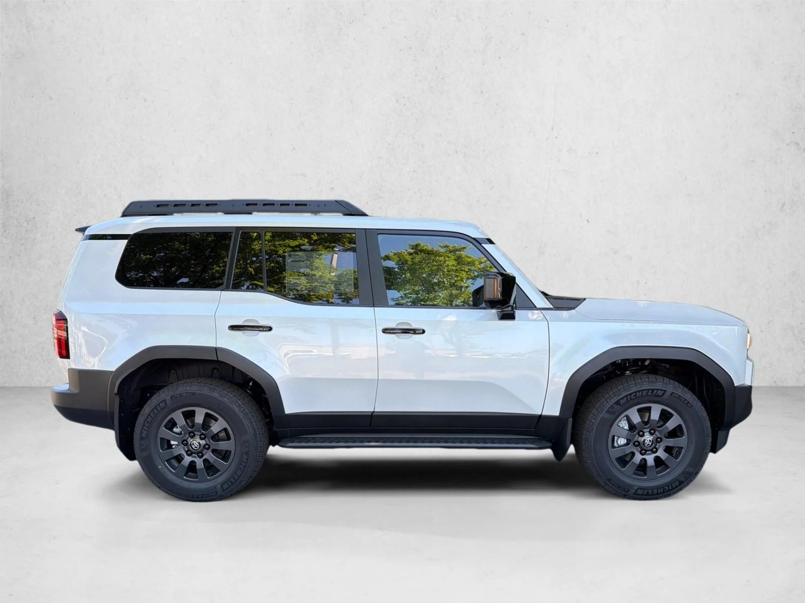 New 2027 Wind Chill Pearl Toyota Land Cruiser image 2