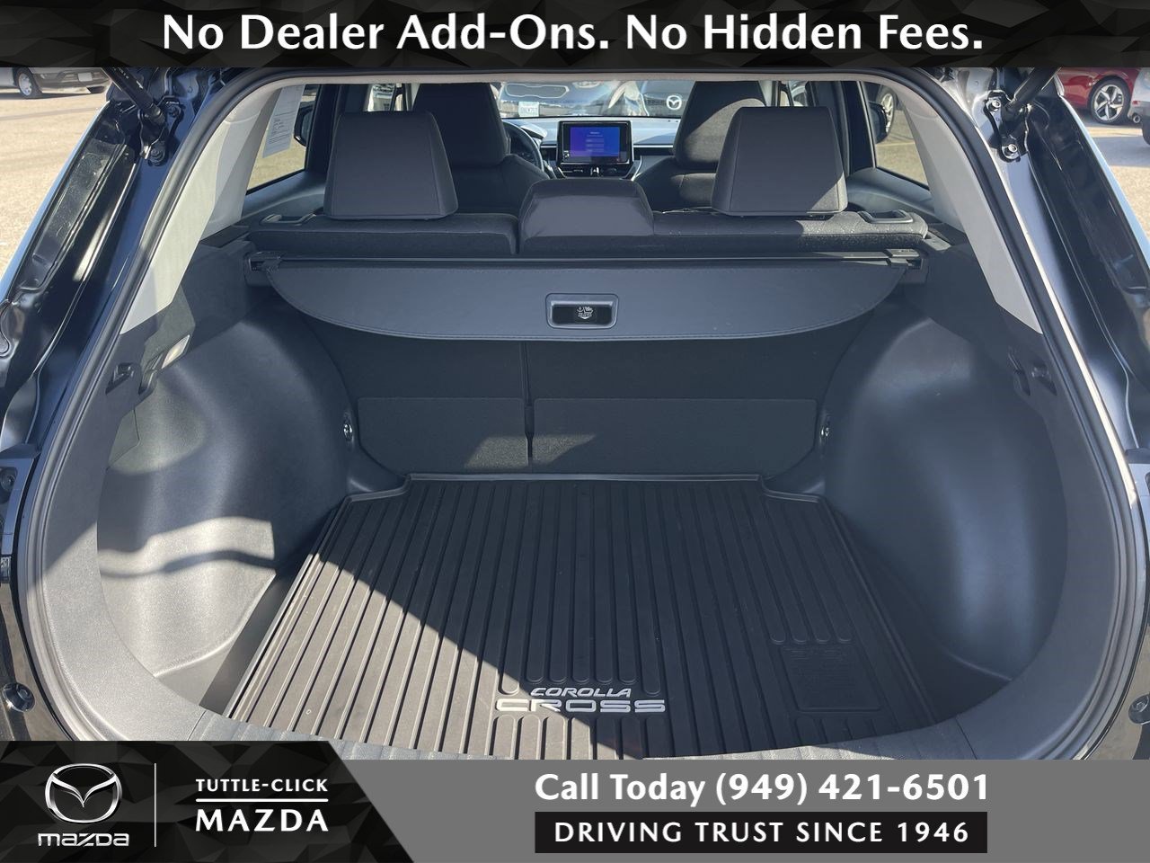 Used 2025 JET BLACK Toyota LE image 27