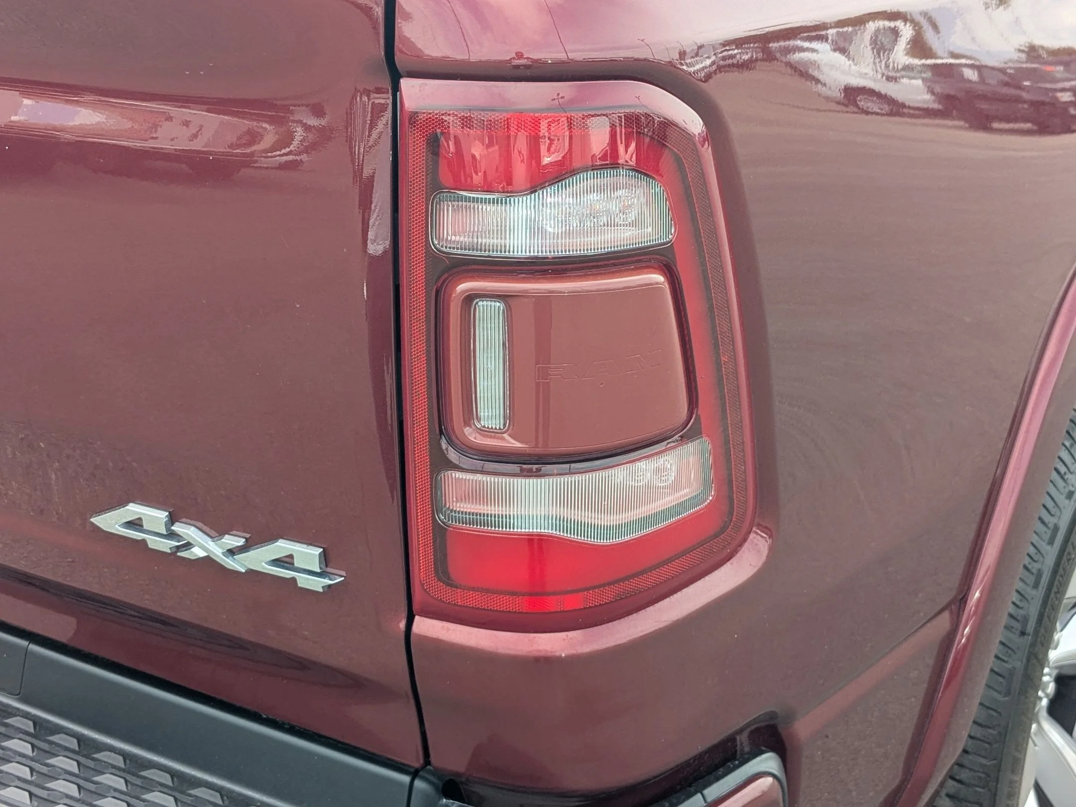 Used 2021 Delmonico Red Pearlcoat Ram Limited image 12