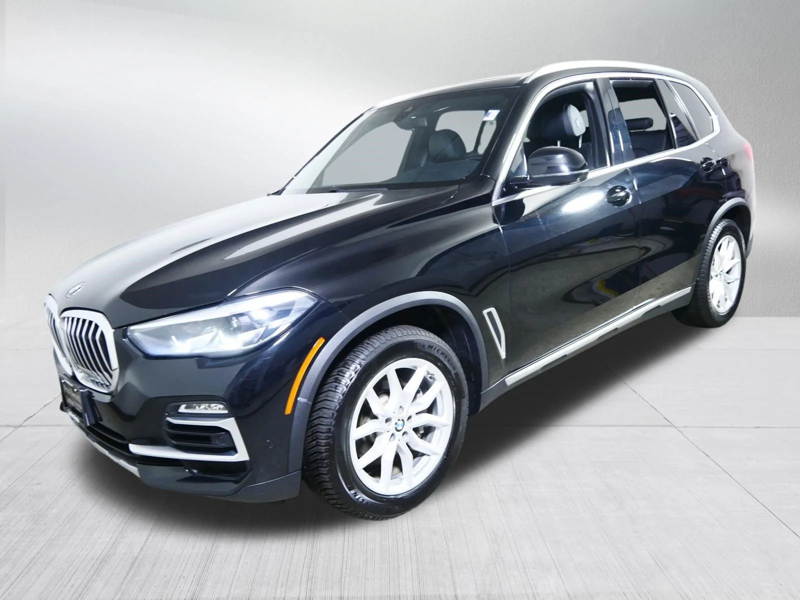 Used 2020 Jet Black BMW xDrive40i image 3