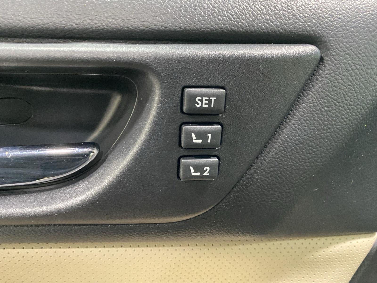 Used 2015 Twilight Blue Metallic Subaru 2.5i Limited image 19